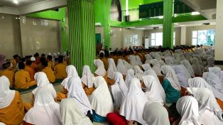 PERINGATAN MAULID NABI SAW SMPN 53 BATAM